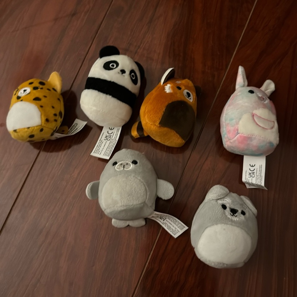 Mini squishmallows lot